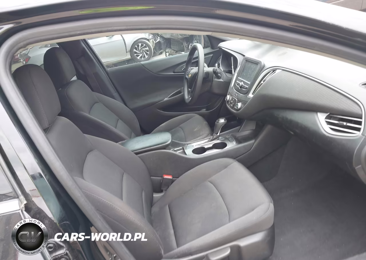 2017 Chevrolet Malibu Ls VIN:1G1ZB5ST3HF271786 - 5