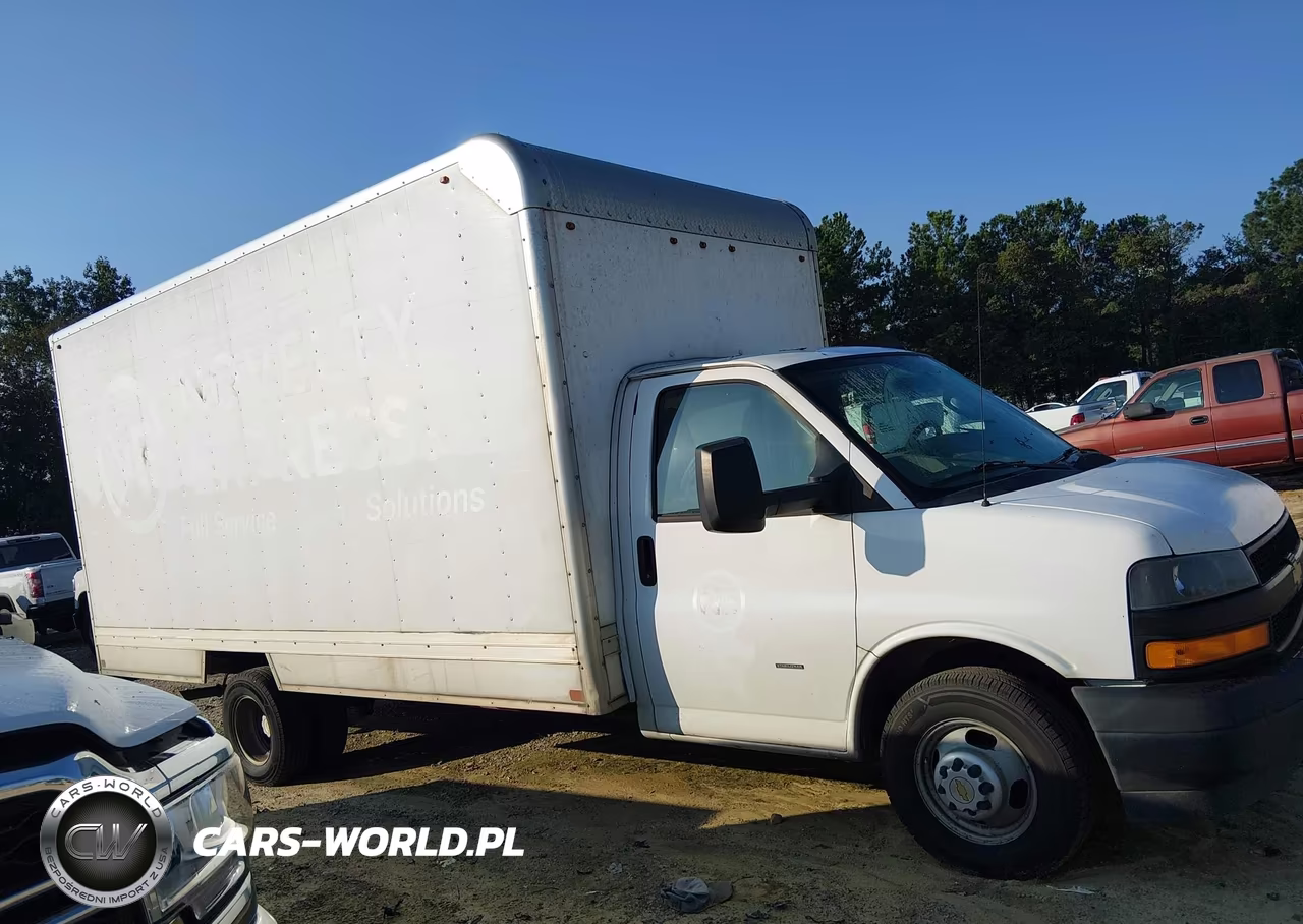 2020 Chevrolet Express Cutaway Work Van VIN:1HA3GTCG4LN008639 - 12