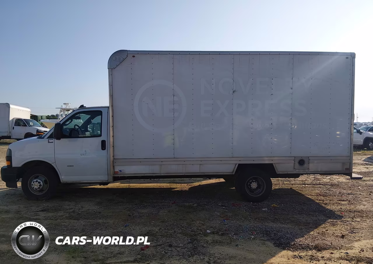 2020 Chevrolet Express Cutaway Work Van VIN:1HA3GTCG4LN008639 - 13