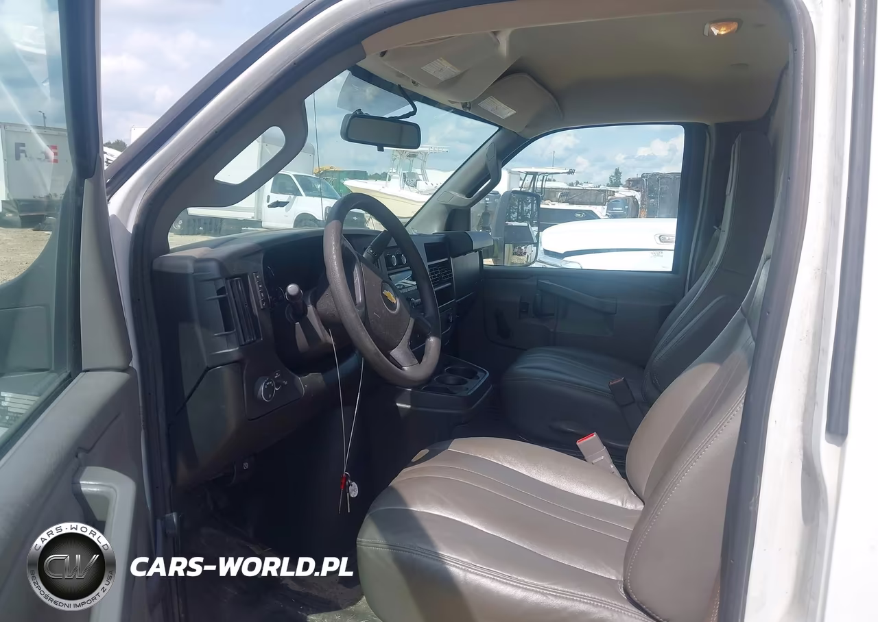 2020 Chevrolet Express Cutaway Work Van VIN:1HA3GTCG4LN008639 - 7