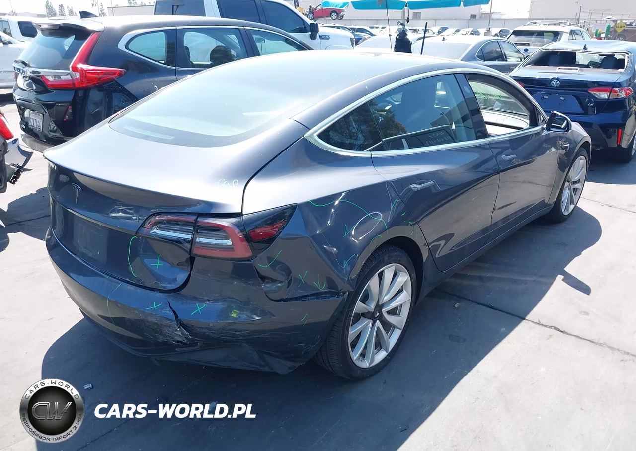 2018 Tesla Model 3 Long Range-Mid Range VIN:5YJ3E1EA5JF163087 - 4