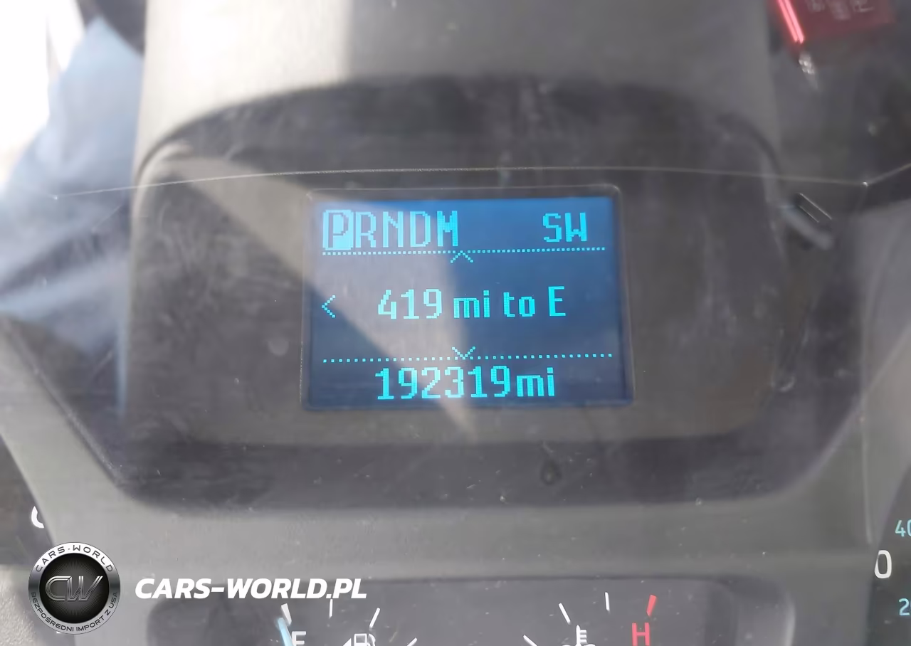 2019 Ford Transit-150 VIN:1FTYE1YM5KKB86742 - 15
