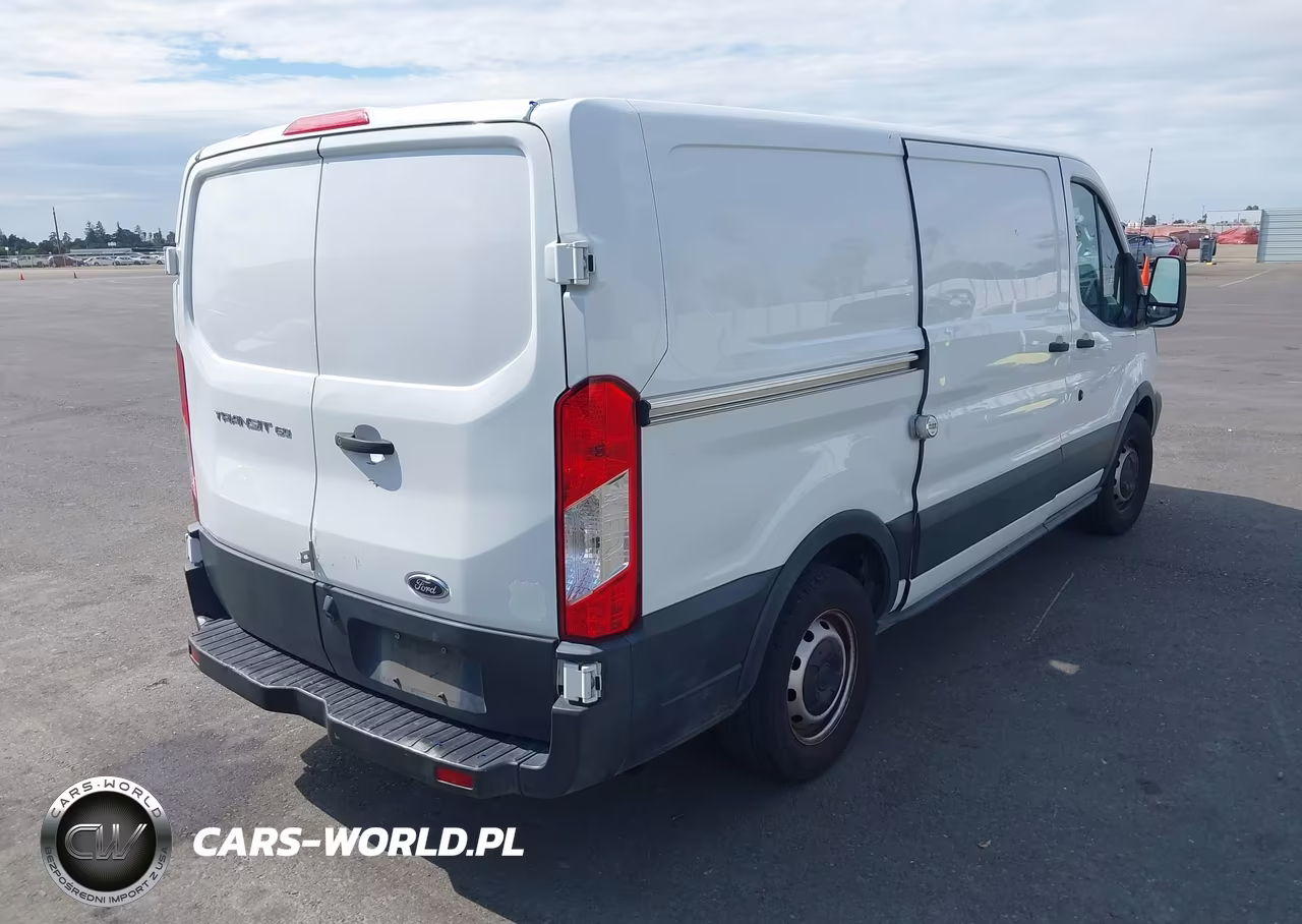 2019 Ford Transit-150 VIN:1FTYE1YM5KKB86742 - 4