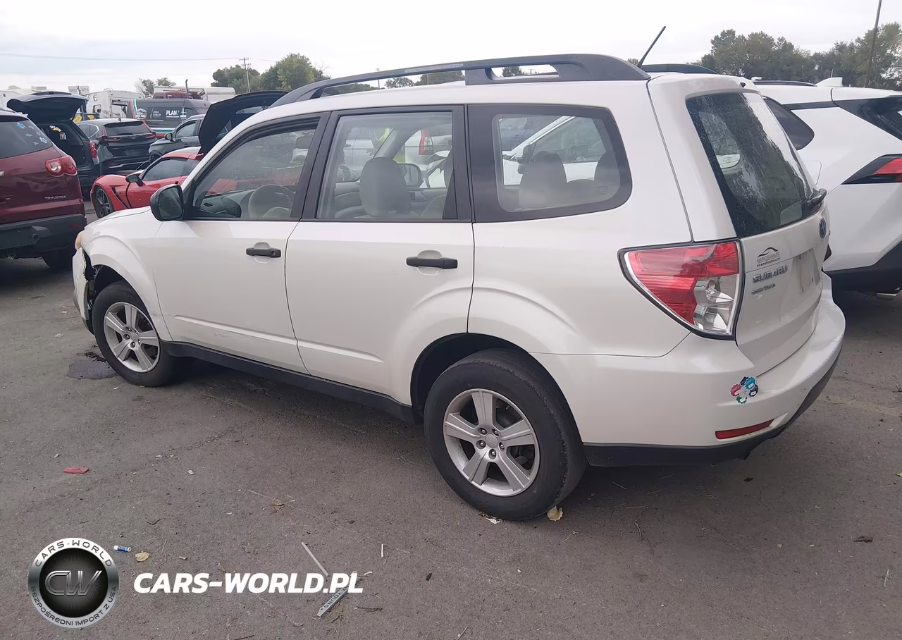 2013 Subaru Forester 2.5X VIN:JF2SHABC1DH432989 - 3