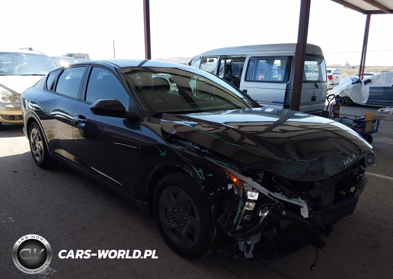 2026 Kia K4 Lx VIN:3KPFT4DE7TE360683 - 1