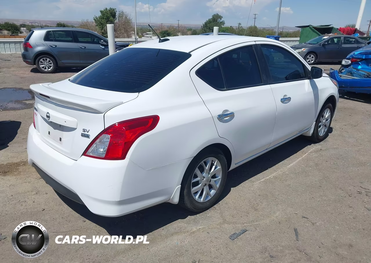 2018 Nissan Versa 1.6 Sv VIN:3N1CN7AP8JL868466 - 4