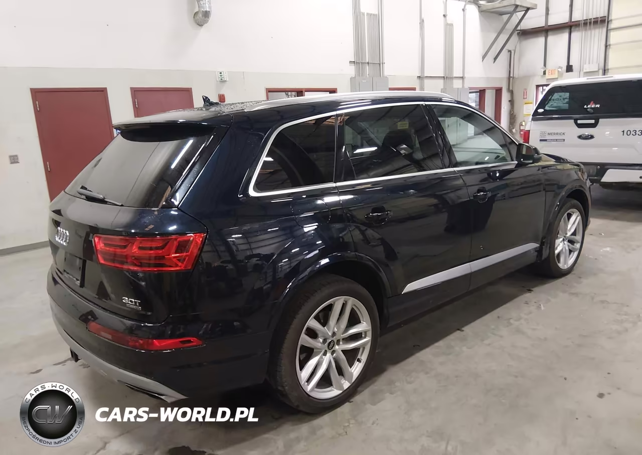 2017 Audi Q7 3.0T Premium VIN:WA1VABF73HD026108 - 4
