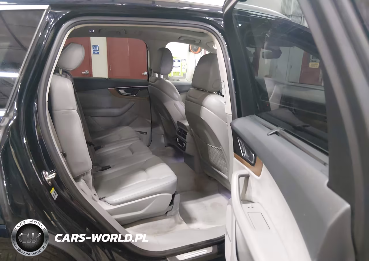 2017 Audi Q7 3.0T Premium VIN:WA1VABF73HD026108 - 8