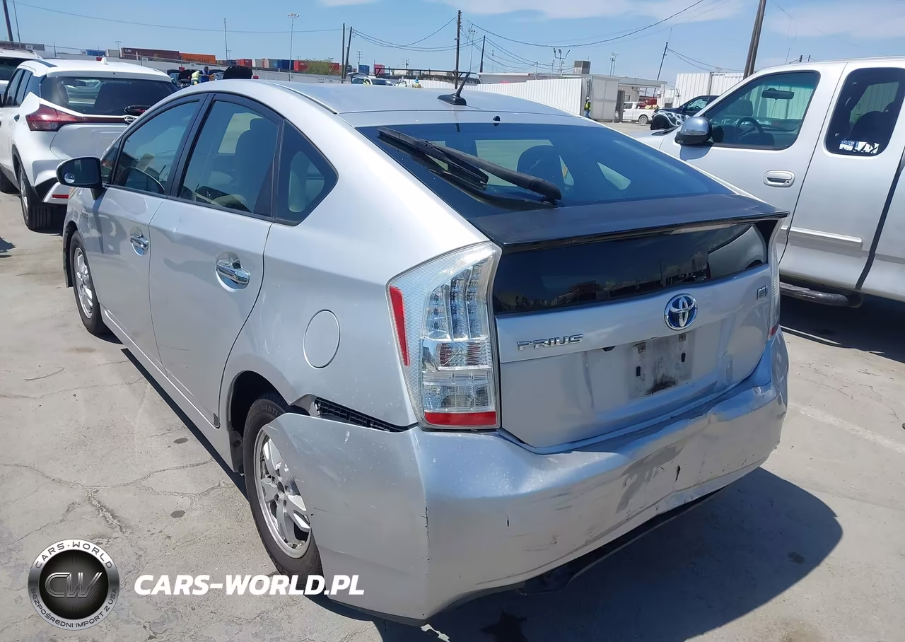 2011 Toyota Prius Two VIN:JTDKN3DU7B1396398 - 6