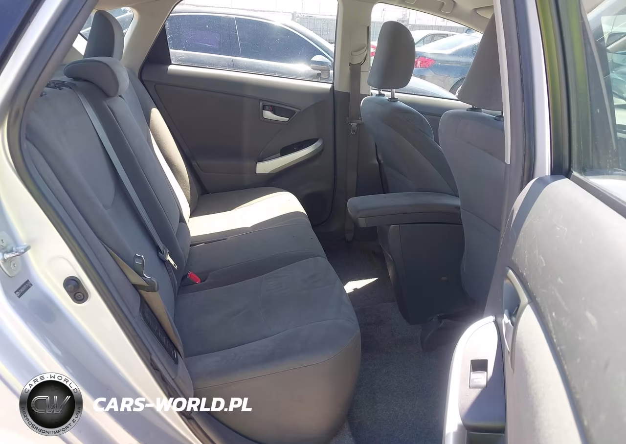 2011 Toyota Prius Two VIN:JTDKN3DU7B1396398 - 8