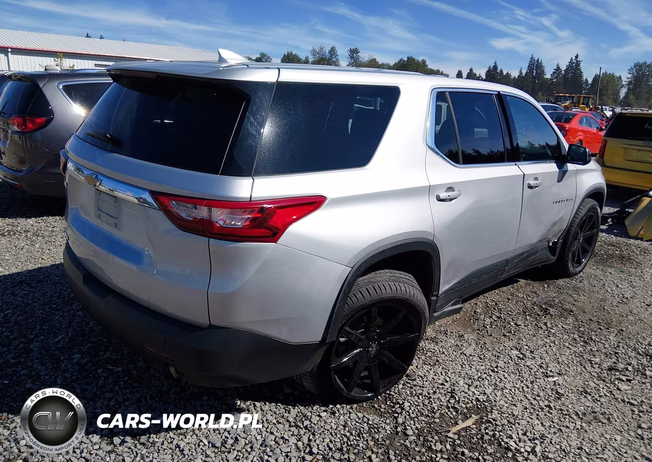 2021 Chevrolet Traverse Fwd Ls VIN:1GNERFKW7MJ186160 - 4