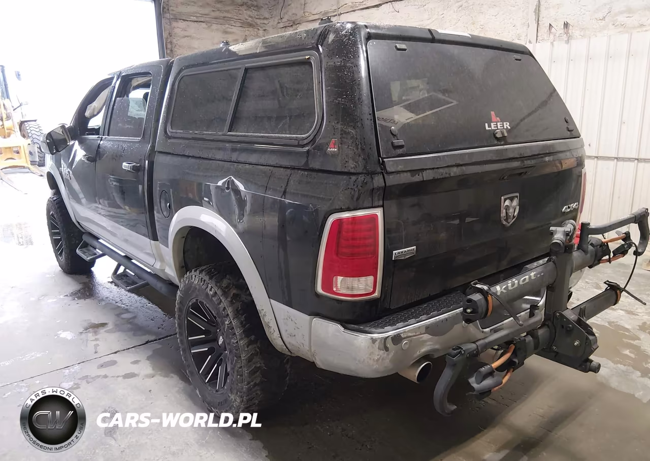 2014 Ram 1500 Laramie VIN:1C6RR7NT9ES110458 - 3