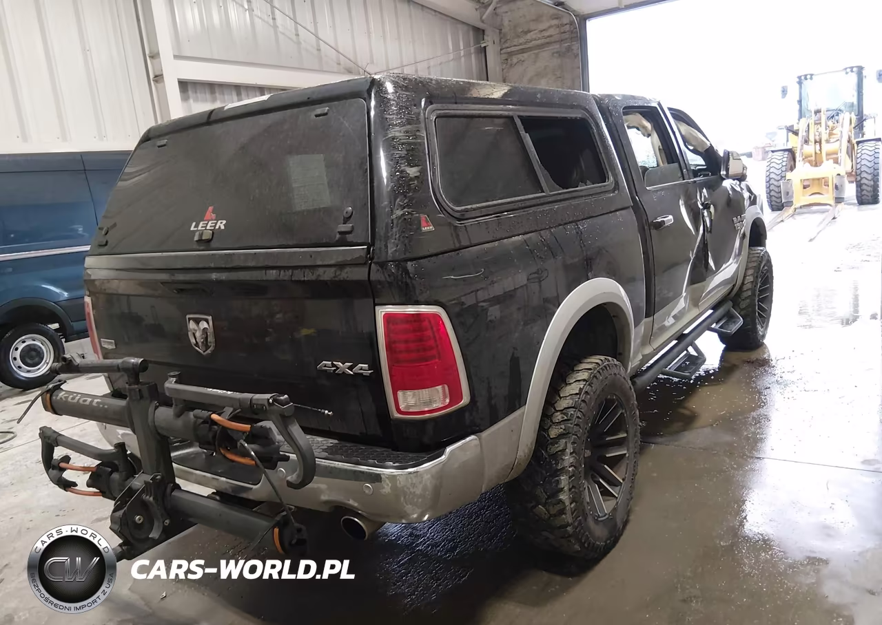 2014 Ram 1500 Laramie VIN:1C6RR7NT9ES110458 - 4