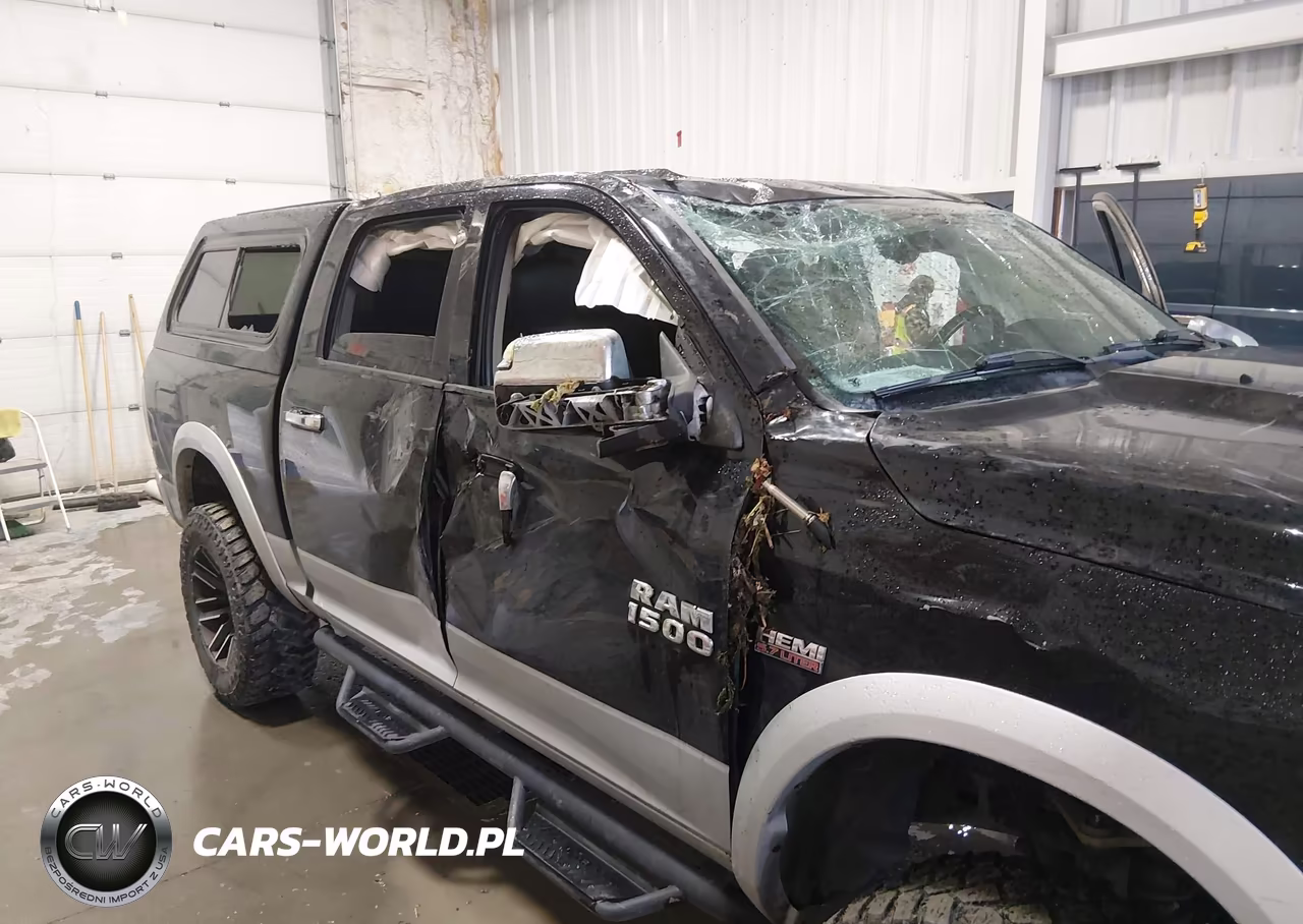 2014 Ram 1500 Laramie VIN:1C6RR7NT9ES110458 - 6