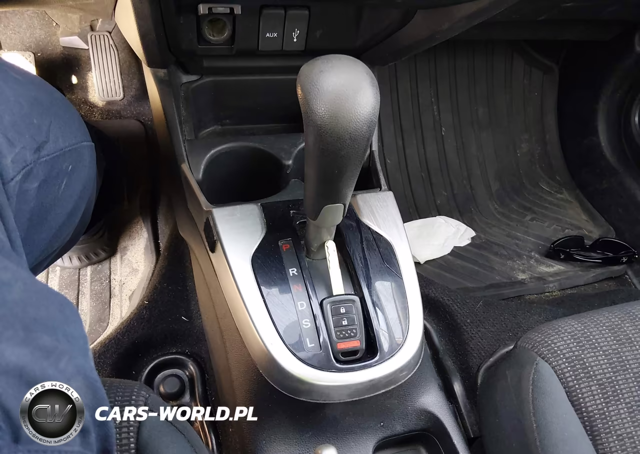 2015 Honda Fit Lx VIN:3HGGK5H53FM714332 - 11
