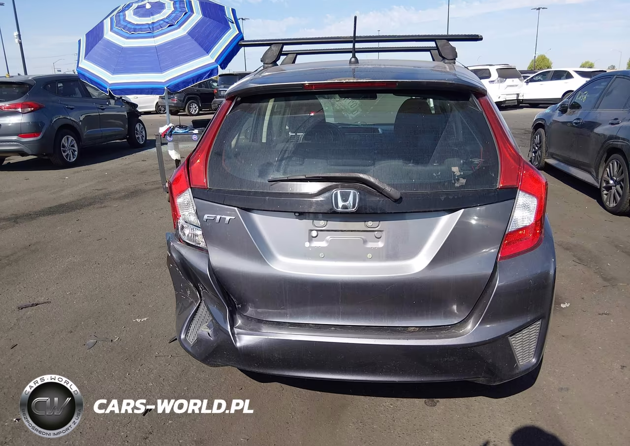 2015 Honda Fit Lx VIN:3HGGK5H53FM714332 - 16