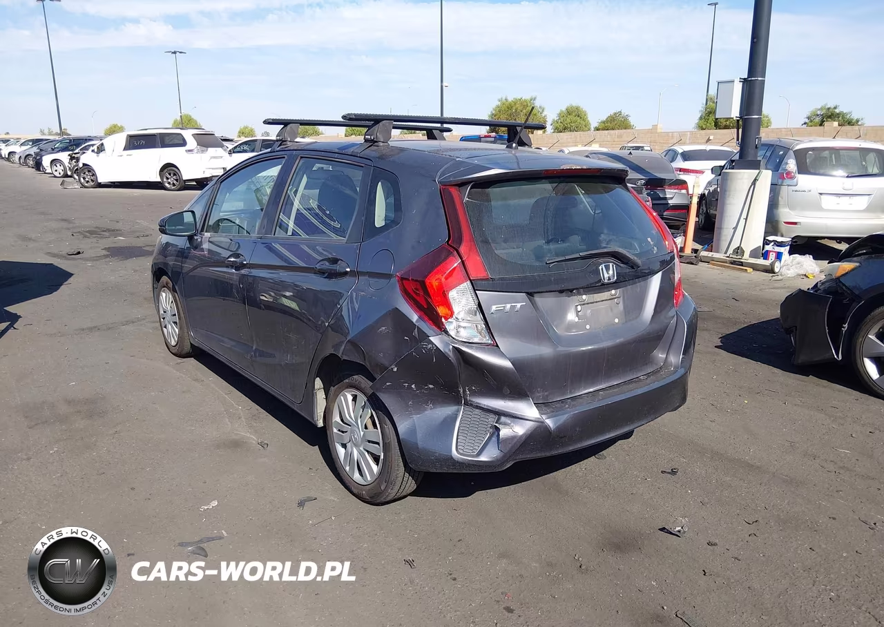 2015 Honda Fit Lx VIN:3HGGK5H53FM714332 - 3