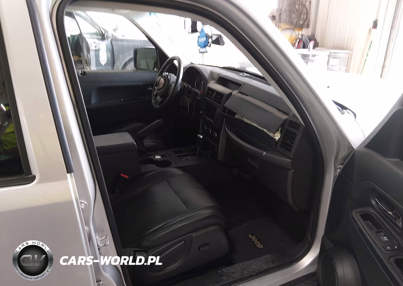 2012 Jeep Liberty Sport VIN:1C4PJMAK0CW196090 - 5
