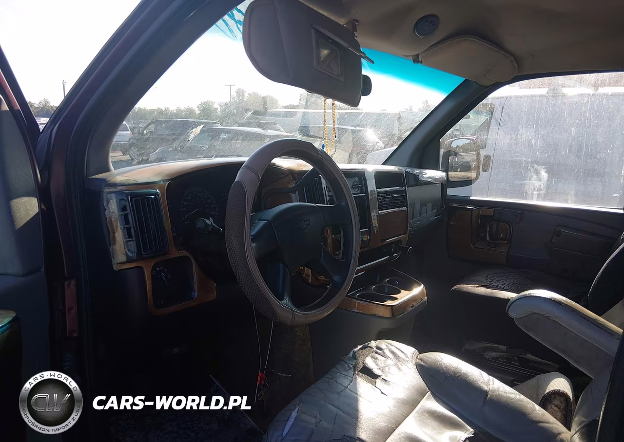 2003 Chevrolet Express Upfitter VIN:1GBFG15T231134431 - 5