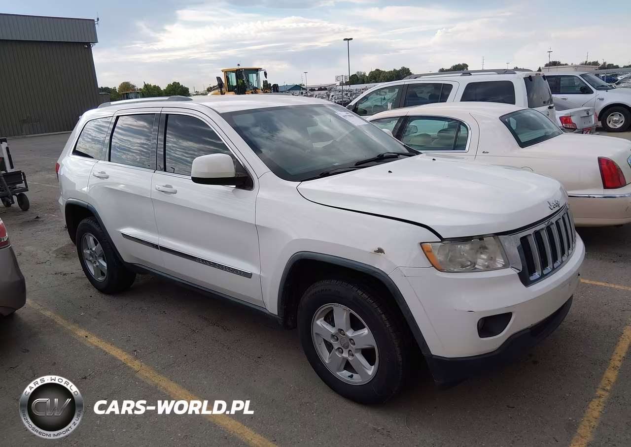 2011 Jeep Grand Cherokee Laredo – zdjęcie 1 z 11