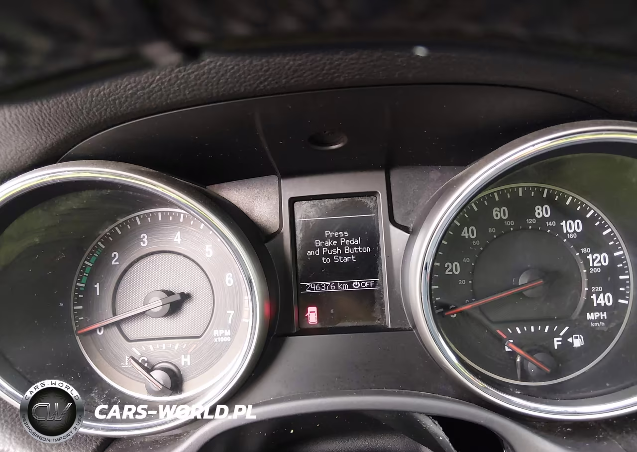 2011 Jeep Grand Cherokee Laredo VIN:1J4RR4GG3BC570092 - 7