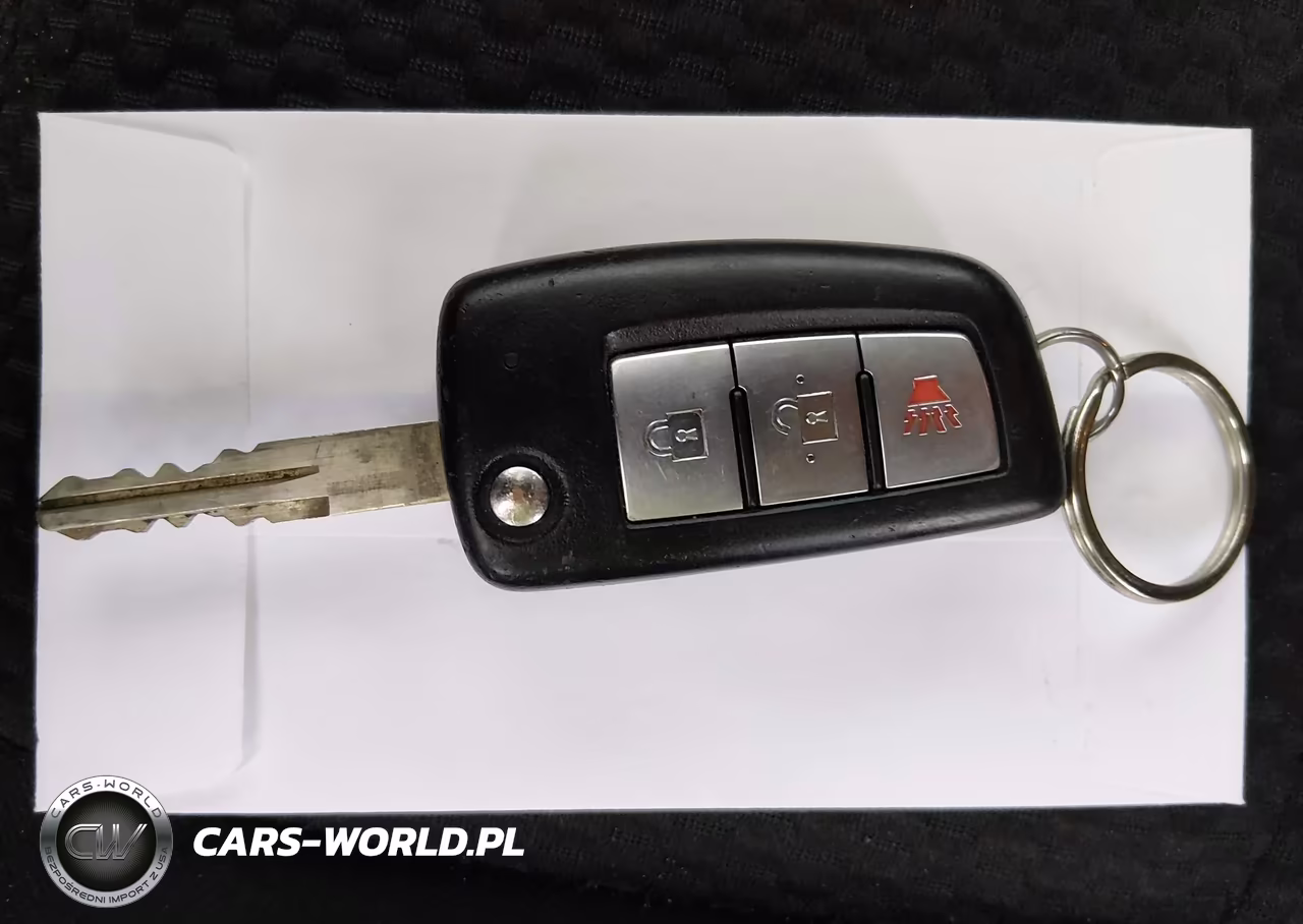 2018 Nissan Rogue Sport S VIN:JN1BJ1CRXJW206806 - 11