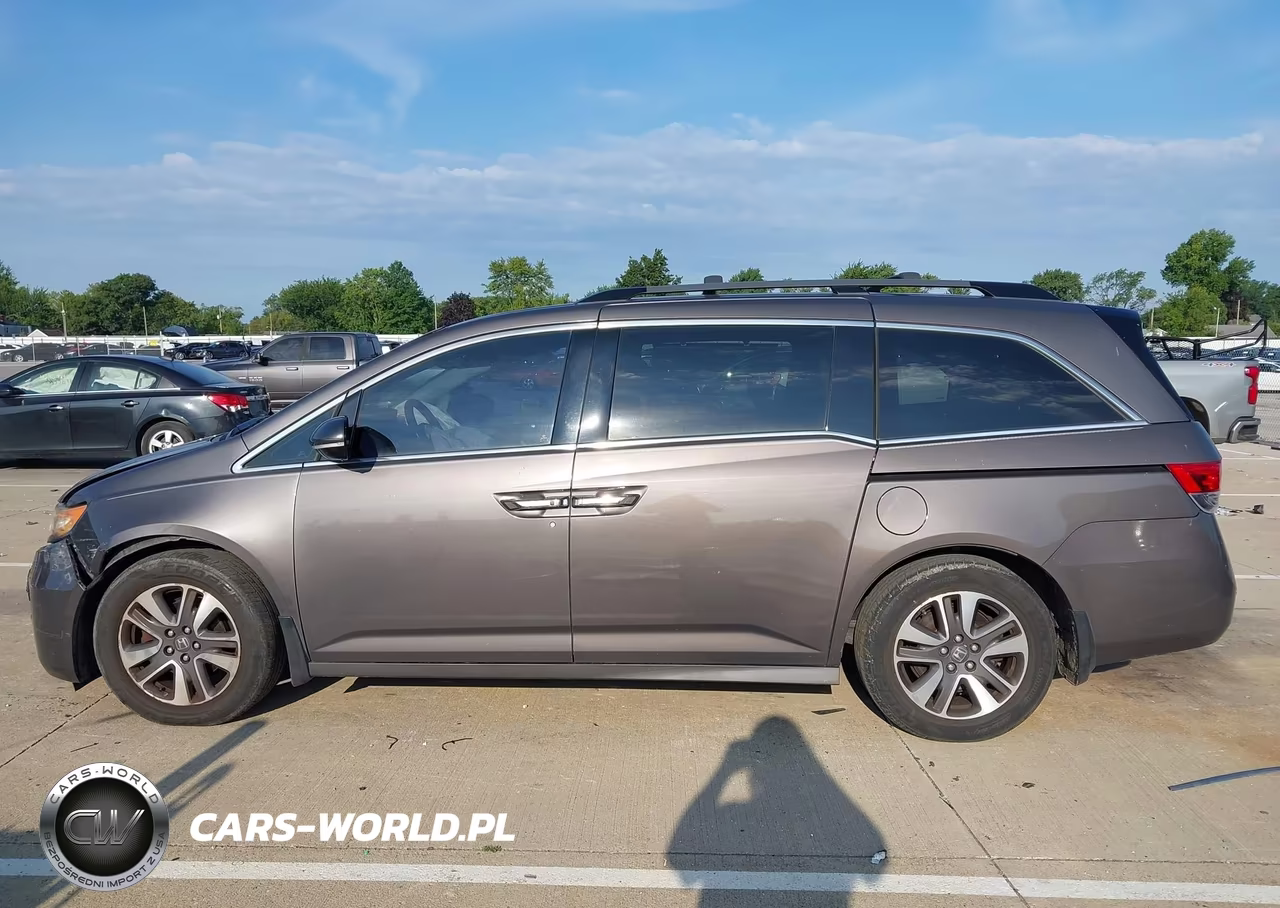 2015 Honda Odyssey Touring-Touring Elite VIN:5FNRL5H99FB002225 - 15