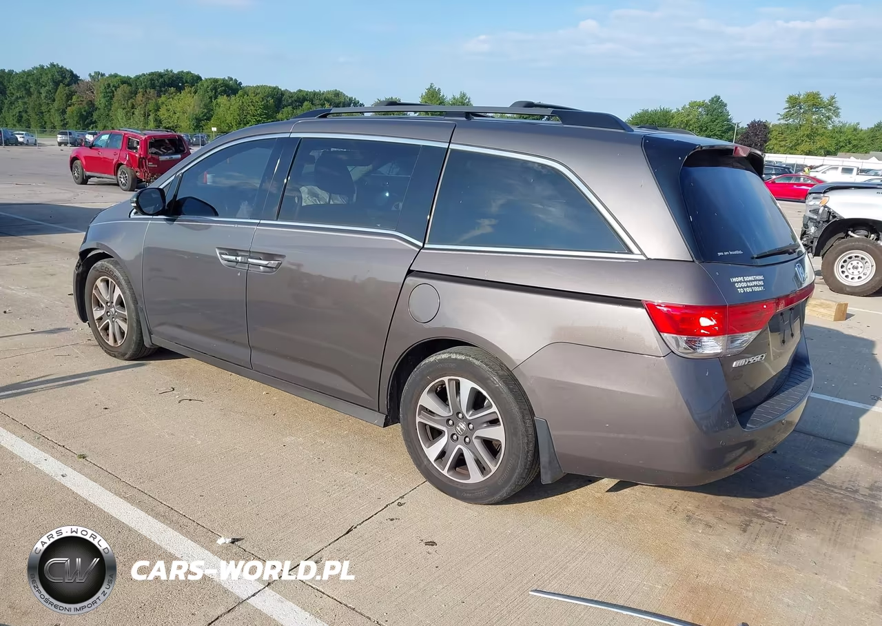 2015 Honda Odyssey Touring-Touring Elite VIN:5FNRL5H99FB002225 - 3