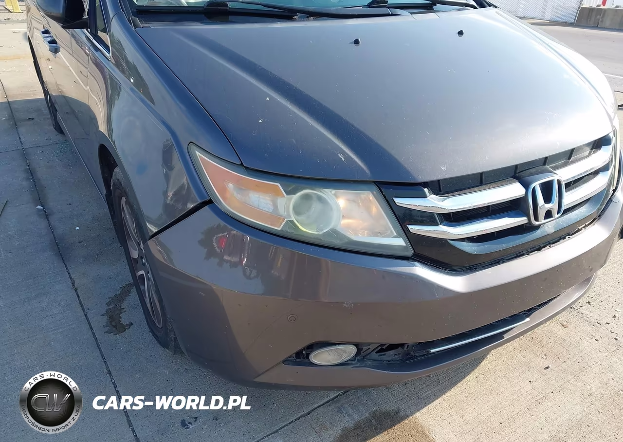 2015 Honda Odyssey Touring-Touring Elite VIN:5FNRL5H99FB002225 - 6