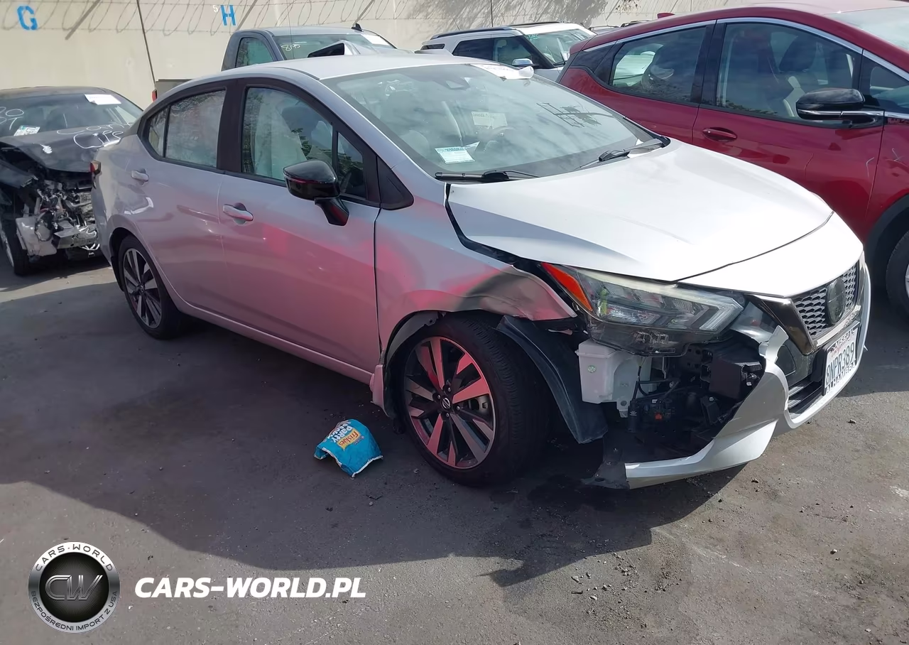 2020 Nissan Versa Sr Xtronic Cvt