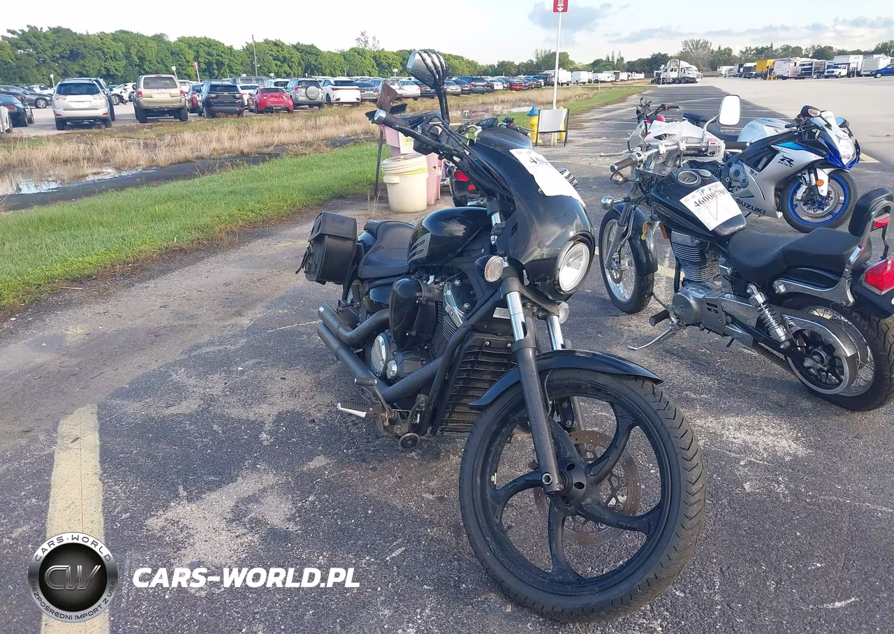2011 Yamaha Xvs1300 Cu – zdjęcie 1 z 13