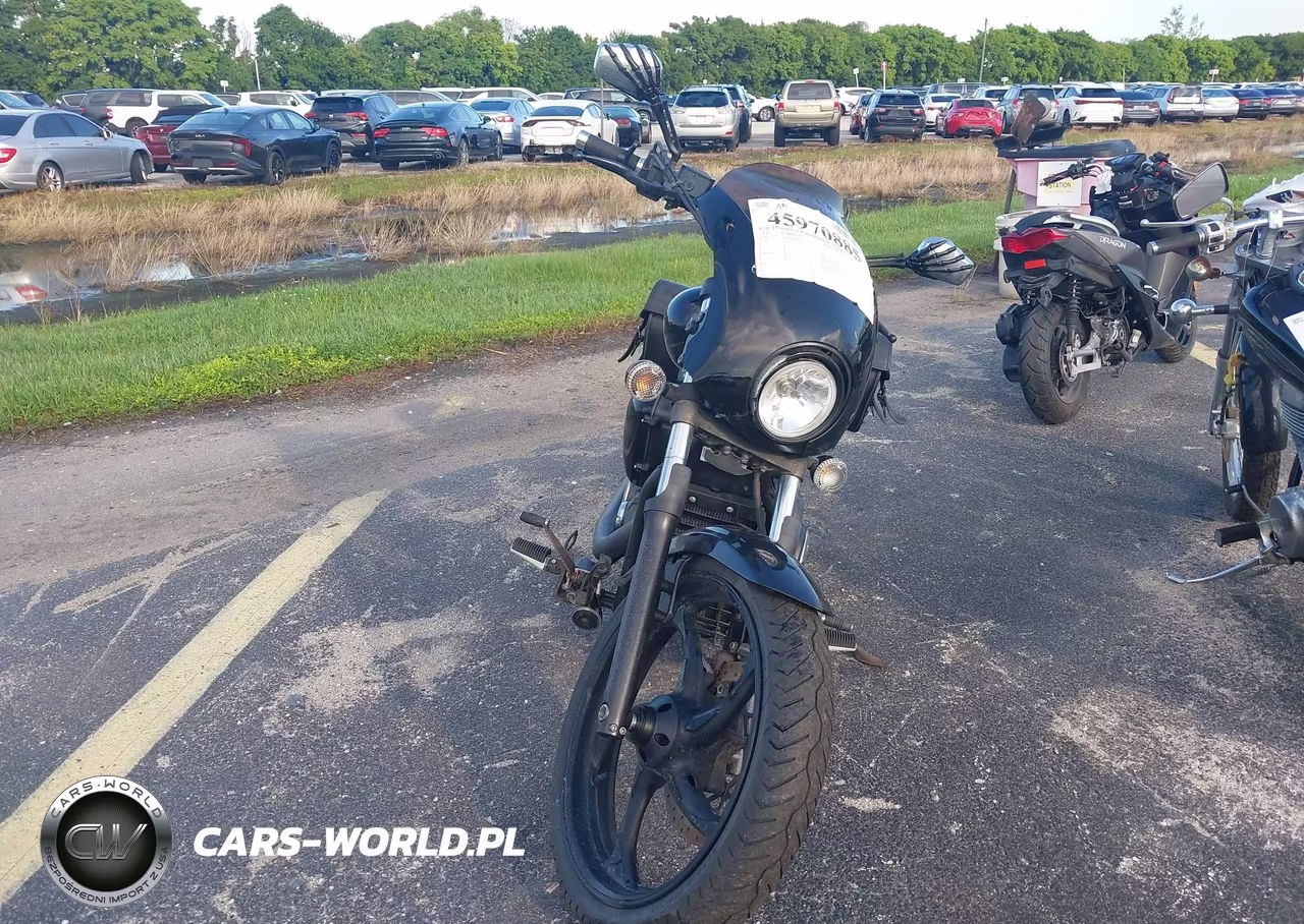 2011 Yamaha Xvs1300 Cu VIN:JYAVP33E7BA001889 - 5