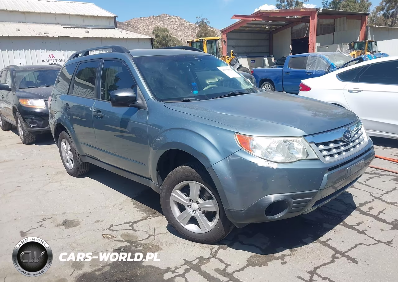 2011 Subaru Forester 2.5X – zdjęcie 1 z 11