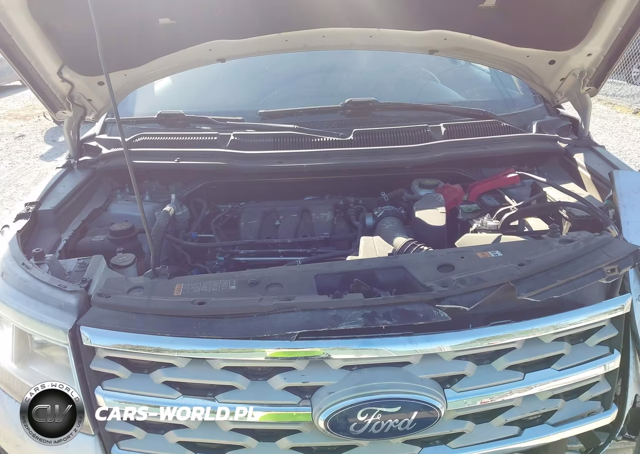 2018 Ford Explorer Limited VIN:1FM5K7F83JGA82753 - 10