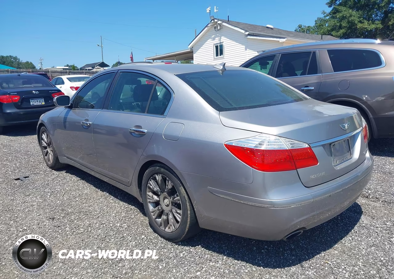 2011 Hyundai Genesis 3.8 VIN:KMHGC4DE6BU130956 - 3