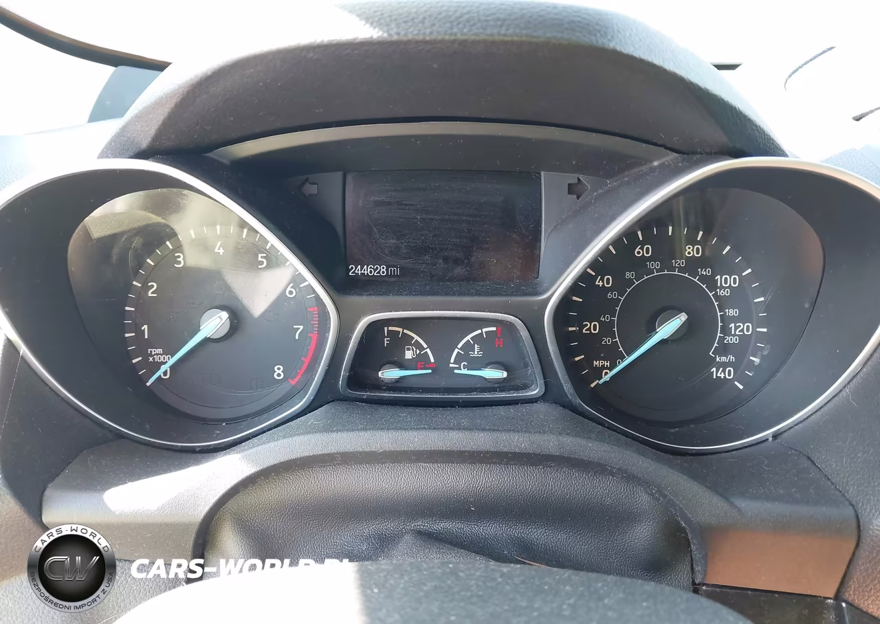 2017 Ford Escape Titanium VIN:1FMCU9J90HUA78863 - 14