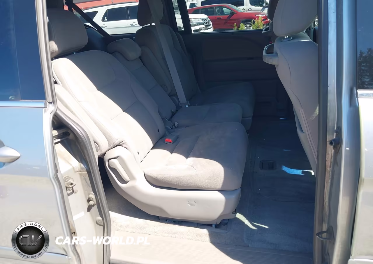 2008 Honda Odyssey Ex VIN:5FNRL38448B013533 - 18
