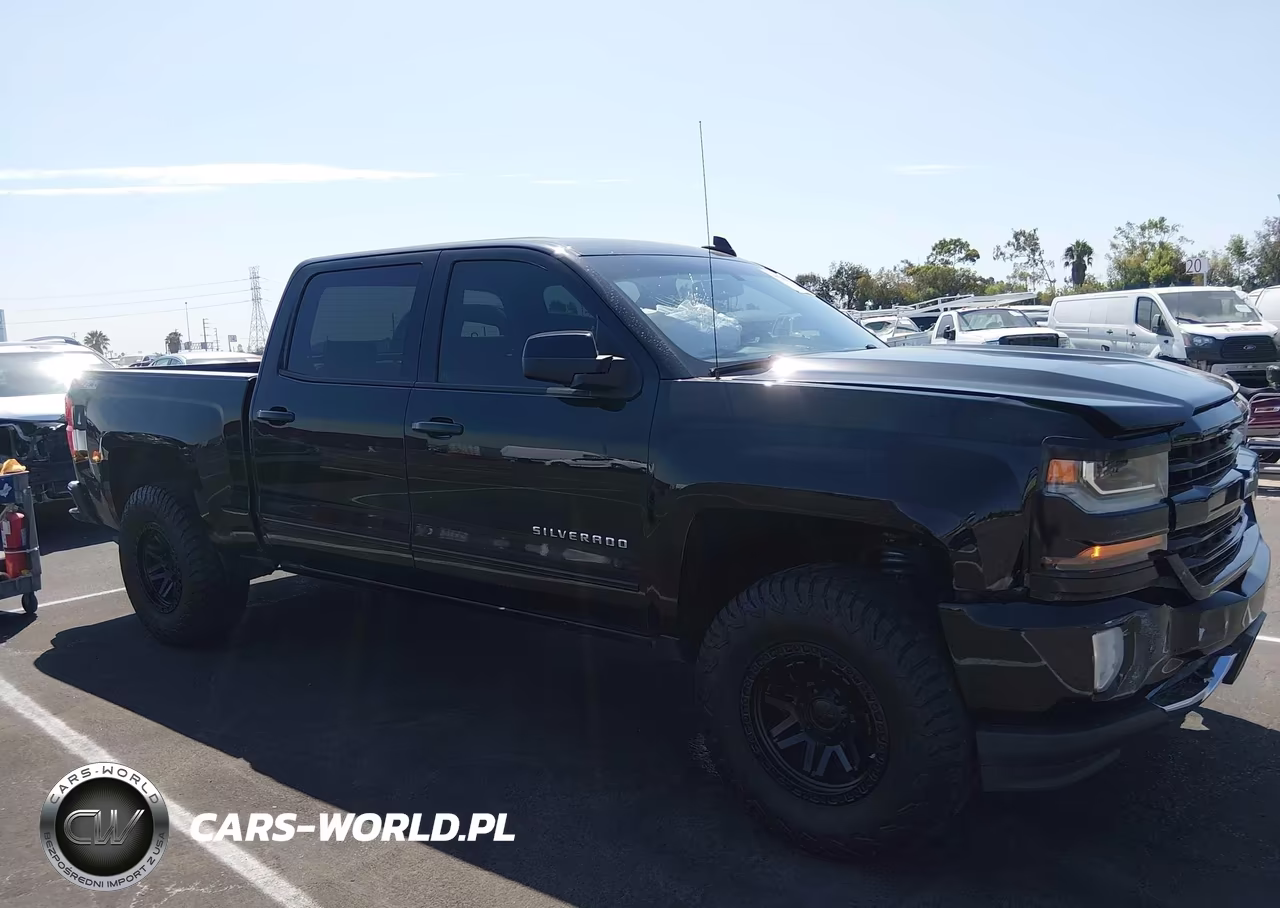 2017 Chevrolet Silverado 1500 2Lt VIN:3GCUKRECXHG465945 - 13