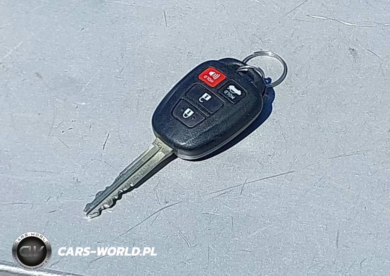 2017 Toyota Camry Le VIN:4T1BF1FK3HU670230 - 11