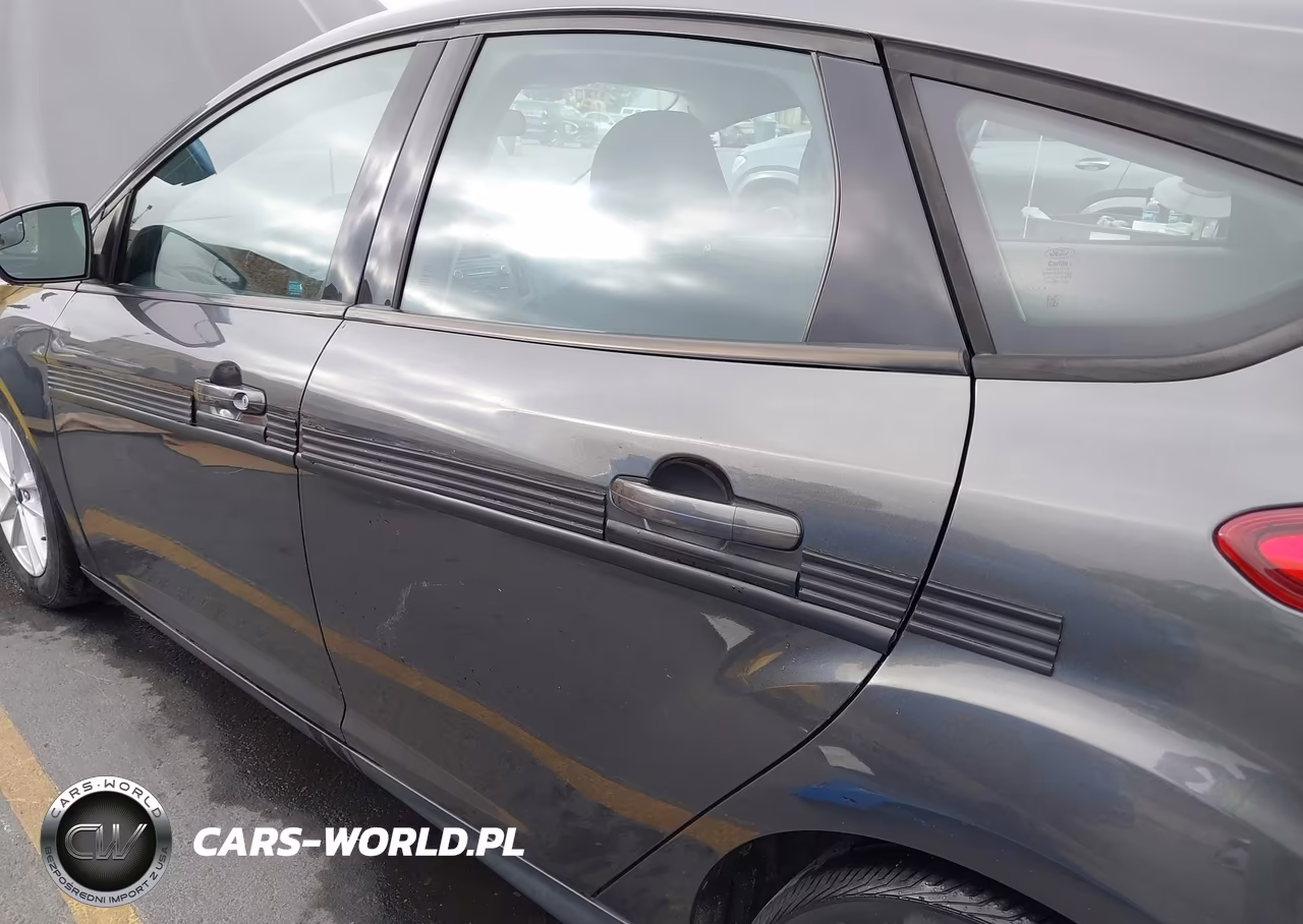 2017 Ford Focus Se VIN:1FADP3K26HL206534 - 12