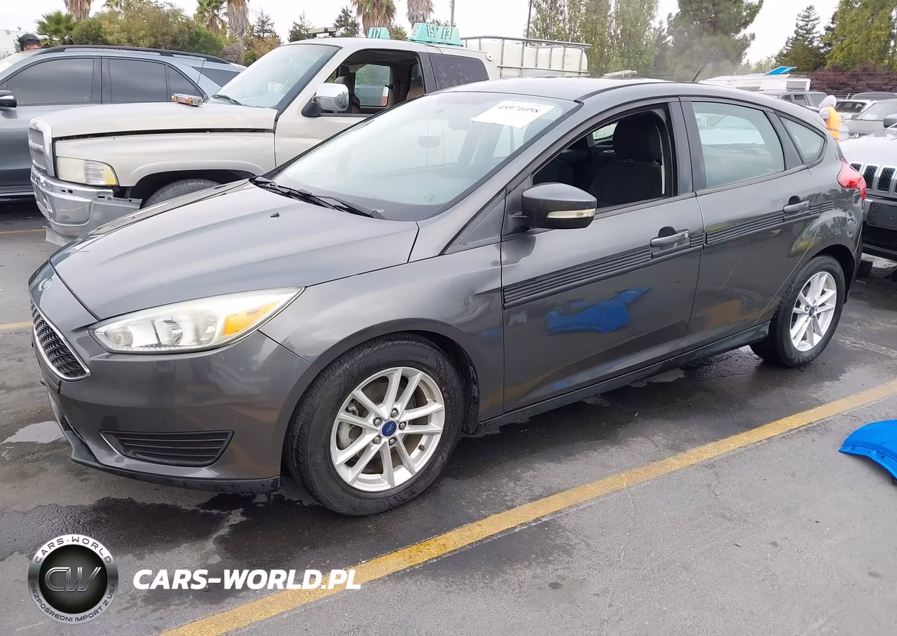 2017 Ford Focus Se VIN:1FADP3K26HL206534 - 2
