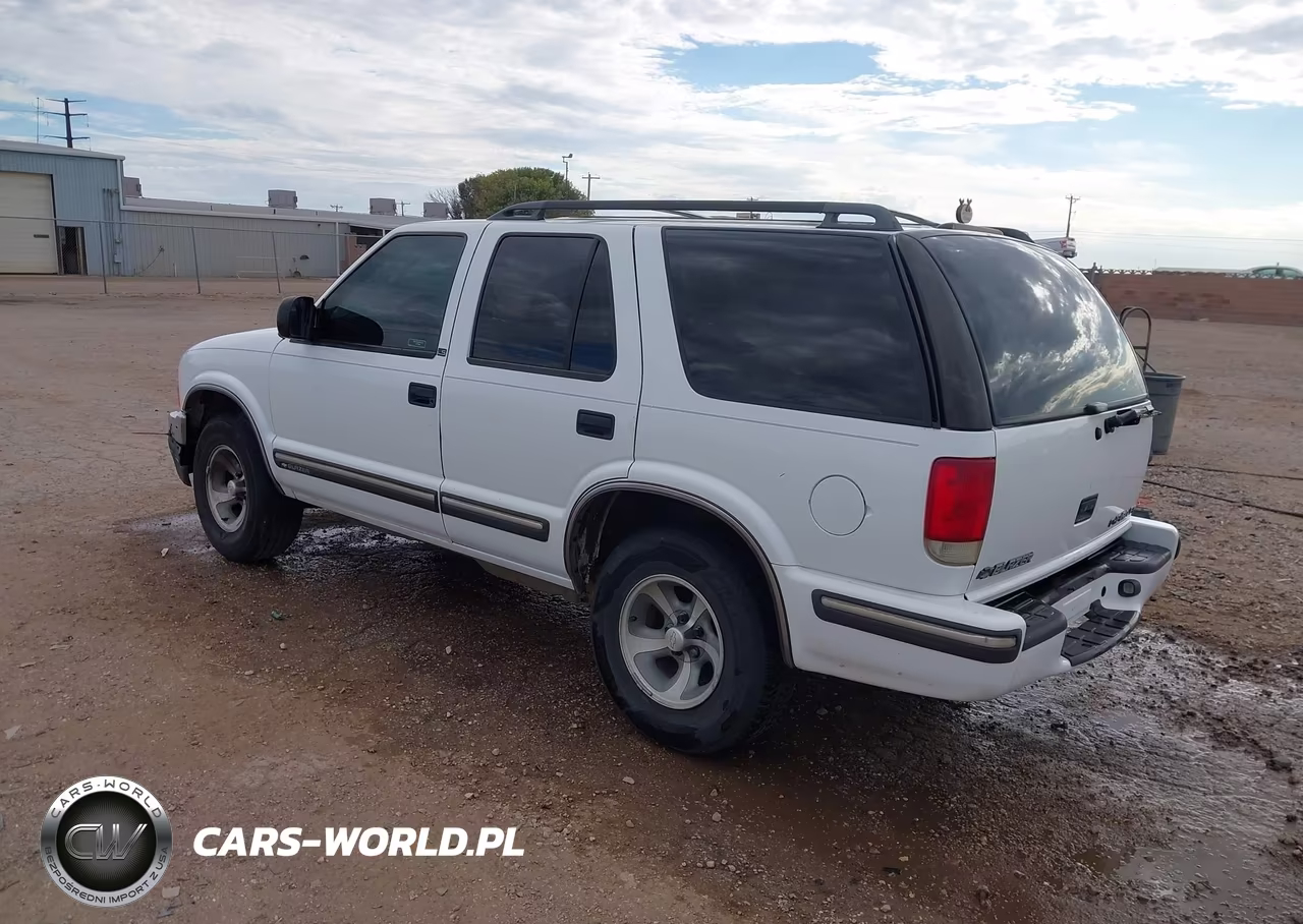 1999 Chevrolet Blazer Ls VIN:1GNCS13W8X2151297 - 3