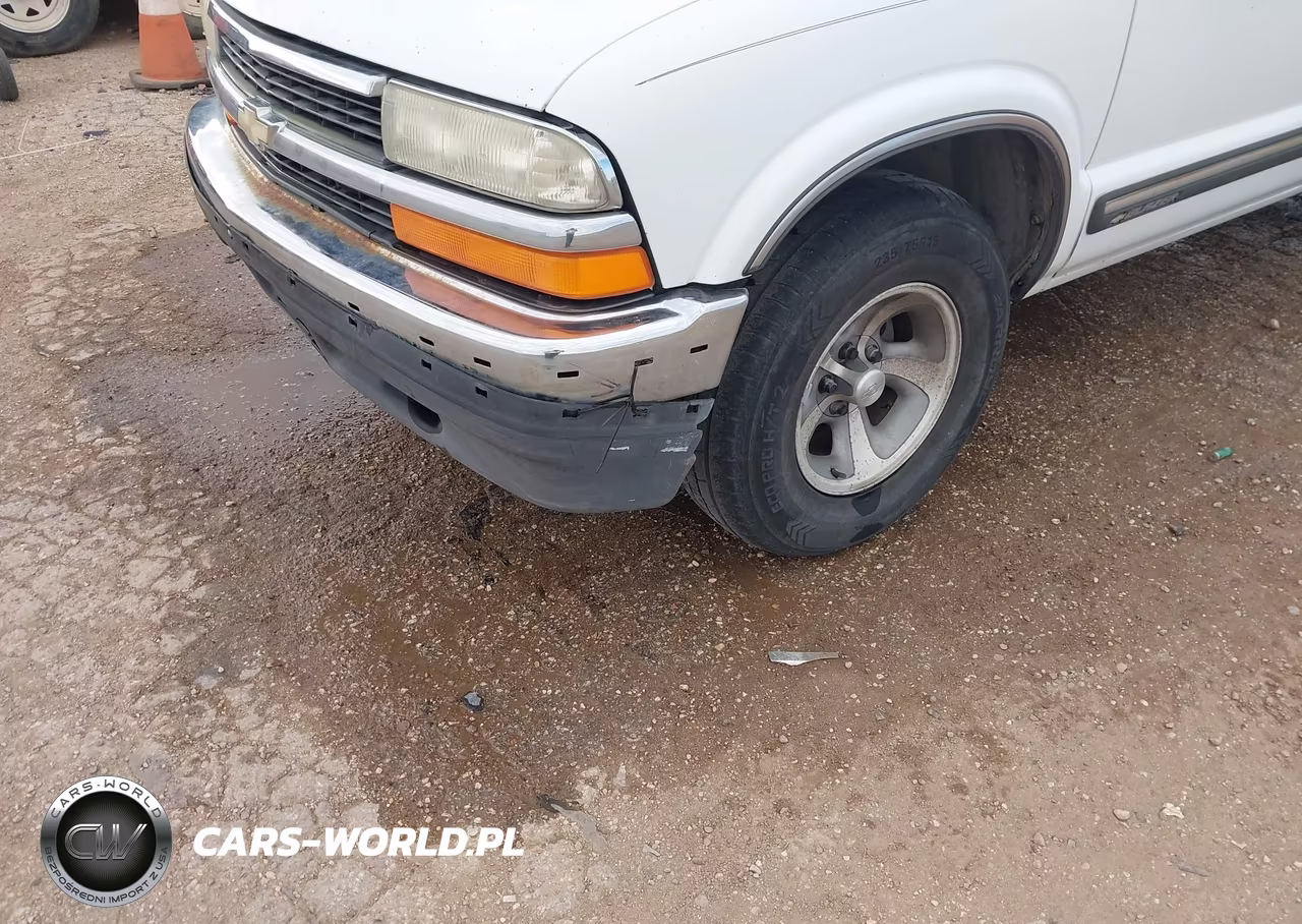 1999 Chevrolet Blazer Ls VIN:1GNCS13W8X2151297 - 6