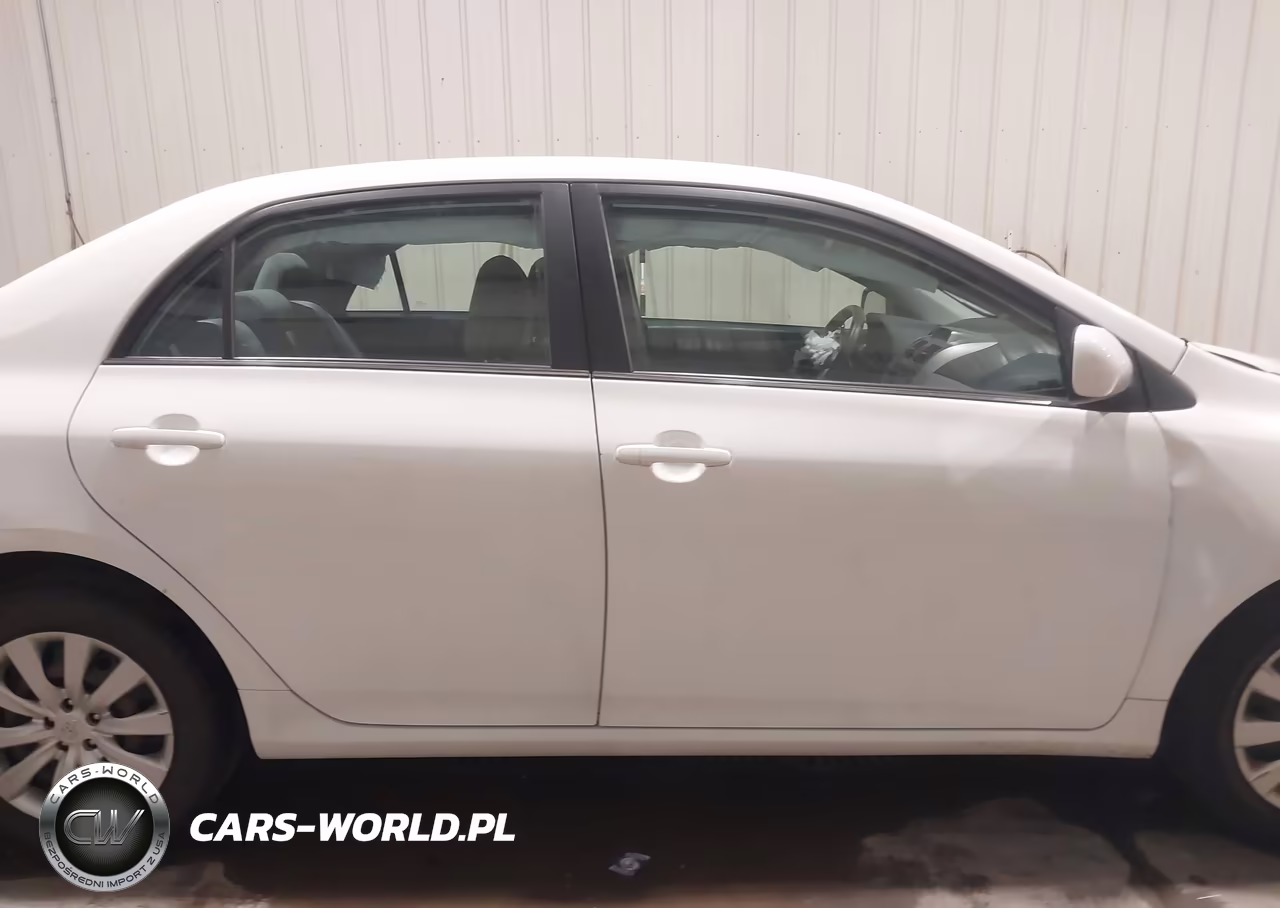 2013 Toyota Corolla Le VIN:5YFBU4EEXDP088995 - 13