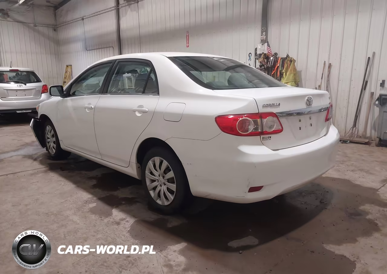 2013 Toyota Corolla Le VIN:5YFBU4EEXDP088995 - 3