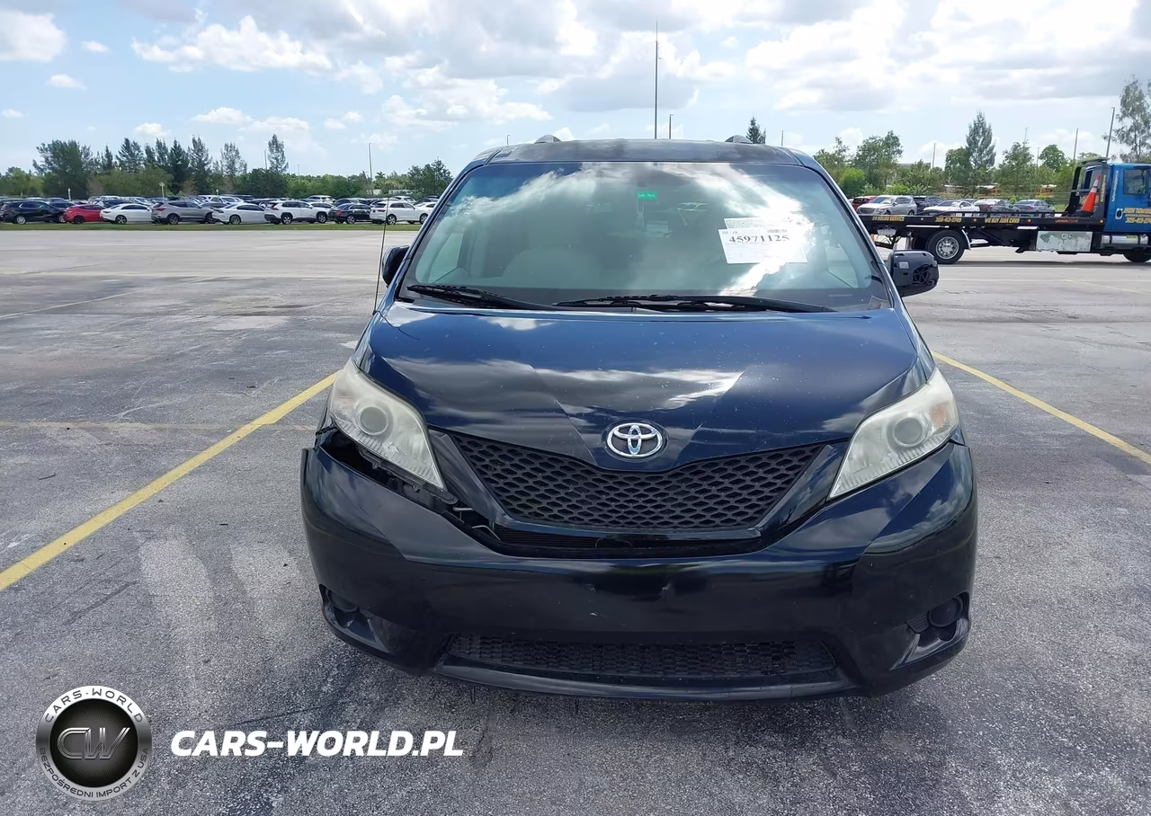 2012 Toyota Sienna Le V6 8 Passenger VIN:5TDKK3DC0CS197424 - 12