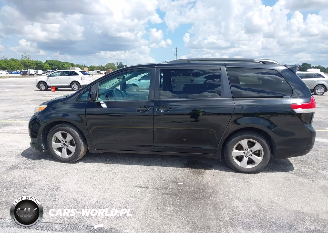 2012 Toyota Sienna Le V6 8 Passenger VIN:5TDKK3DC0CS197424 - 14