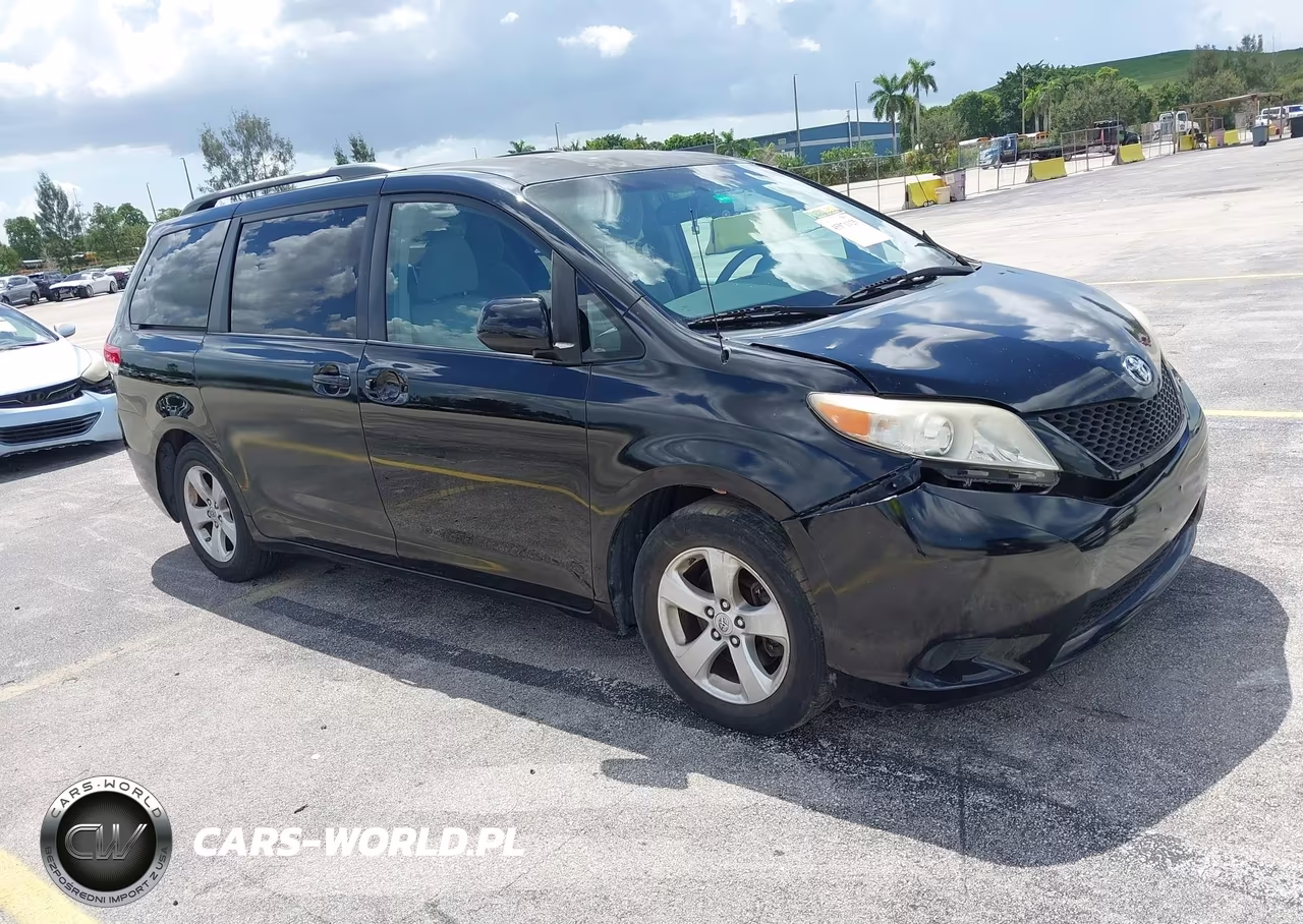 2012 Toyota Sienna Le V6 8 Passenger VIN:5TDKK3DC0CS197424 - 17