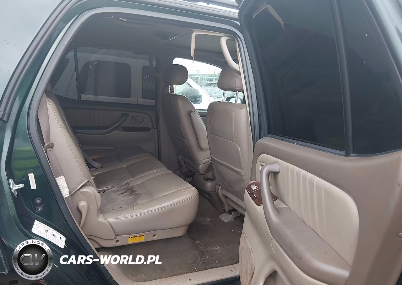 2002 Toyota Sequoia Limited V8 VIN:5TDBT48A22S076811 - 8