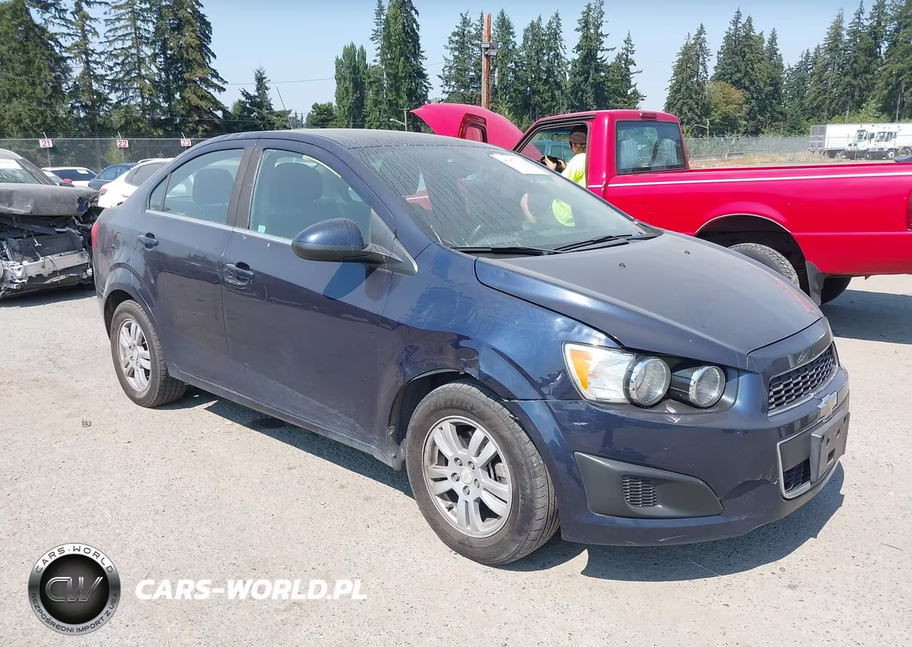 2016 Chevrolet Sonic Lt Auto – zdjęcie 1 z 12